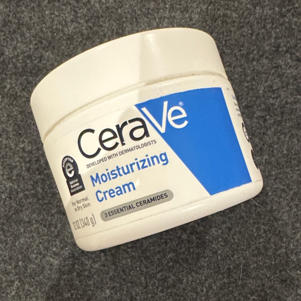 CeraVe Moisturizing Cream 3 essential ceramides 340g 12oz brand new